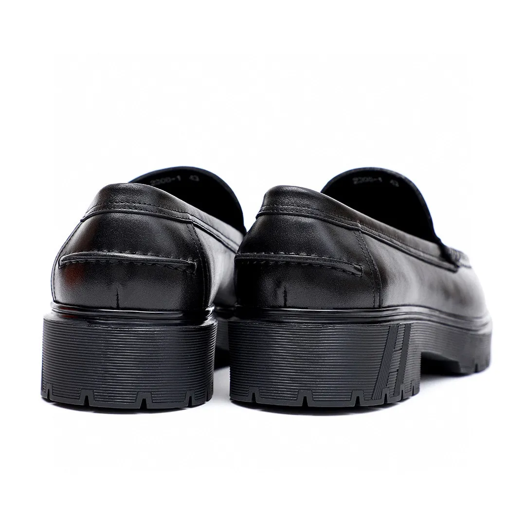 Men's shoes 💰700 💐[HERMES] popular men's shoes counter original items! The world's top brands...Luxury quality...//Fashion and high-end footwear 👍💪🏻...give you a low-key luxury comfort experience👍. The upper is made of pure Italian imported original calfskin. Sweat-absorbent cowhide leather lining. Comfortable and breathable. The original rubber foam light outsole is high-end and classy. Luxurious and noble!! .. OEM factory shipment [Hug] stall.. Original plate. Welcome to taste..39-45 (38.45.46🉑️Customized)